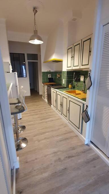 Centre-historique 70 M2 Apartment *