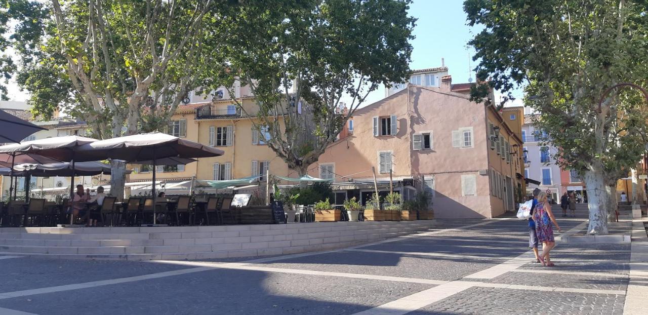 Apartment Centre-historique 70 M2 Frejus
